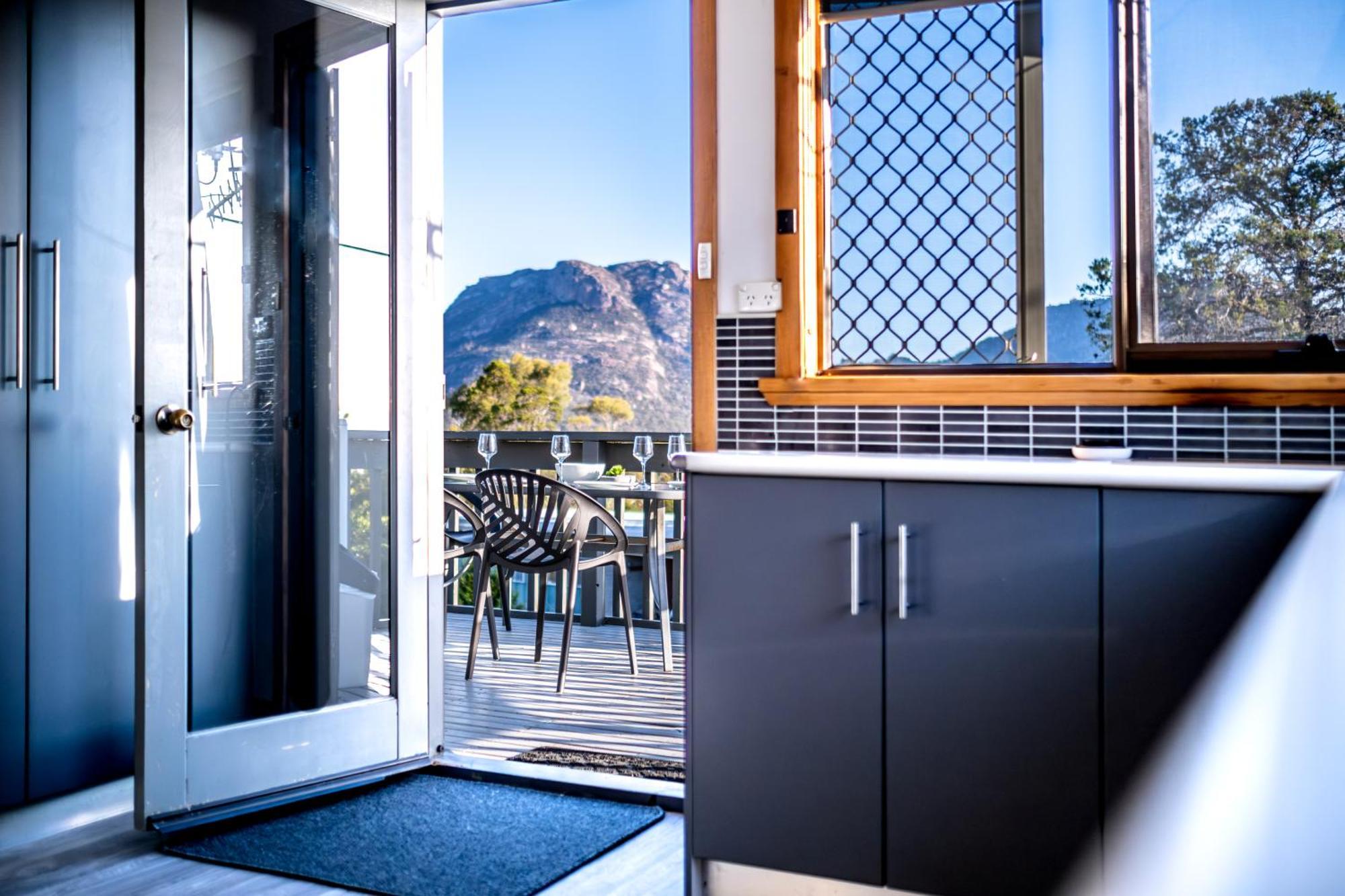 Villa The Lookout ~ Large Family House With Views Coles Bay Exterior foto